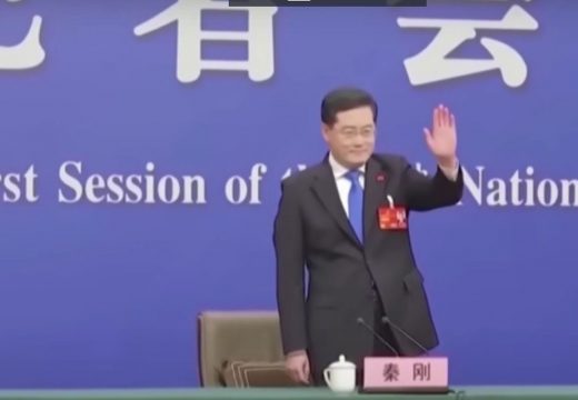 Kineski ministar smijenjen zbog vanbračnog djeteta
