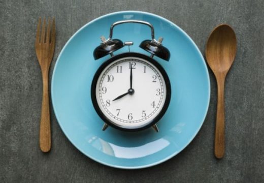 Mnogi ovako žele da smršaju: Šta se dešava u našem tijelu kada preskočimo večeru?