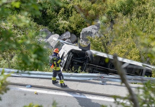 Osjetio bol u glavi, pa sletio u provaliju