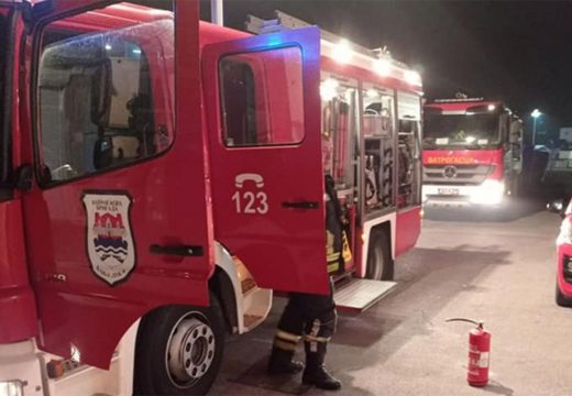 Požar u zgradi u Vlasenici, nastradala jedna osoba