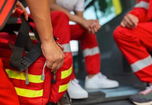 Potukli se na svadbi, pa u bolnicu prebačeni sa teškim ranama od noža