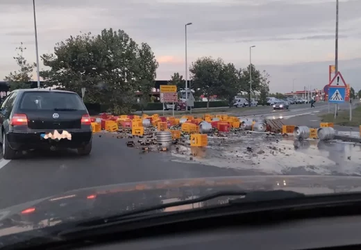 Rasulo se pivo usred kružnog toka