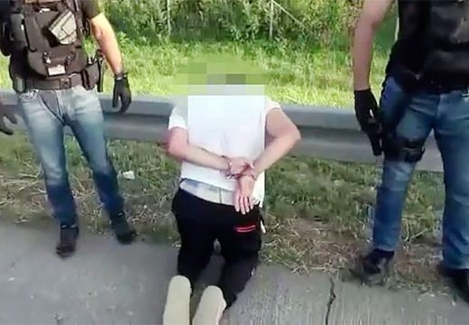 Uhapšen tinejdžer koji je čekićem maloljetniku smrskao lobanju u centru Beograda