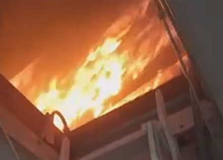 Pogledajte dramatičan snimak požara unutar prostorija Elektrokrajine (Video)