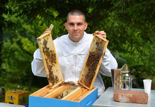 Međunarodni sajam pčelarstva: Policajcu zlatna medalja za med