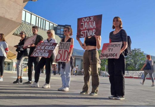 Protest protiv femicida u 11 gradova BiH (Foto, Video)