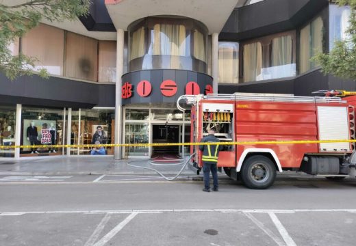 Saniran požar u kuhinji hotelu “Bosna”, vatrogasci ostaju da dežuraju i tokom noći