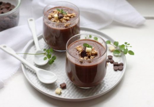 Potrebna su vam samo dva sastojka: Genijalni recept za čokoladni mus (Video)