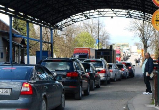 Gužve na izlazu iz BiH: Vozači, strpljivo i oprezno na ovim graničnim prelazima