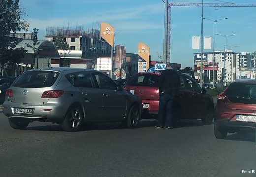 Banjaluka: Sudar sa vozilom auto škole (Foto)