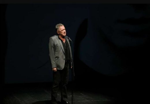 “Dobri moj kume, putuj s anđelima”: Dirljiv govor Mime Karadžića na komemoraciji Žarku Lauševiću