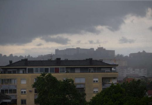 A to znači samo jedno: Kakvo vrijeme bude 12 dana po Mitrovdanu, takvo će biti narednih 12 mjeseci” Osvanulo je oblačno jutro na DANAŠNJI PRAZNIK