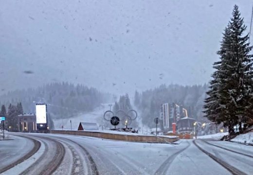 Planina u zimskom ruhu: Snijeg zabijelio Jahorinu