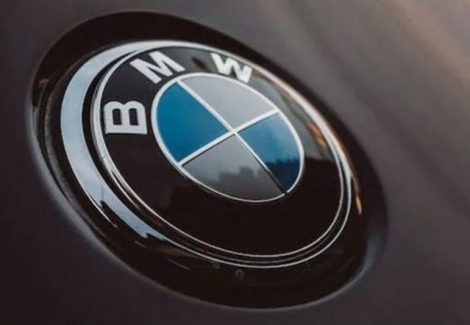 Sljedećeg proljeće stiže promjena: BMW uvodi opciju poluautonomne vožnje