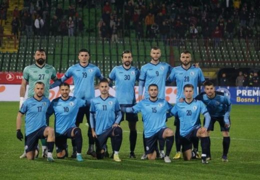 Premijer liga BiH: Nezadovoljni fudbaleri kleknuli na teren i odbili igrati