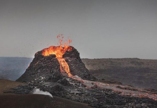 Stručnjaci upozoravaju: Erupcija vulkana bi mogla zbrisati grad na Islandu