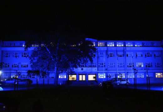 Podrška dijabetičarima: Zgrada Gradske uprave Prijedor osvijetljena u plavo