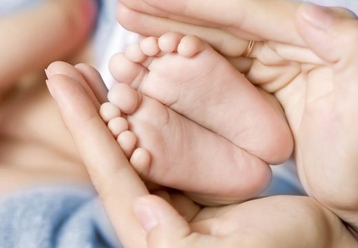 Čestitke roditeljima! Srpska može da slavi, porodilišta bogatija za još 18 beba