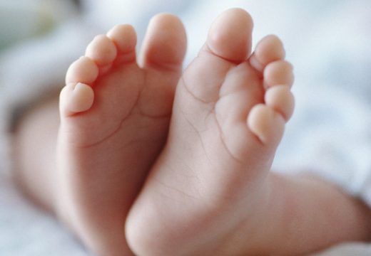 Osam beba u Bijeljini: U Srpskoj rođeno 27 beba!