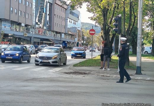 AMS RS: Nesmetano odvijanje saobraćaja, jaki udari vjetra na području Trebinja