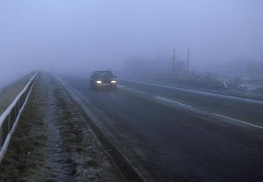 AMS o stanju na putevima: Magla mjestimično smanjuje vidljivost