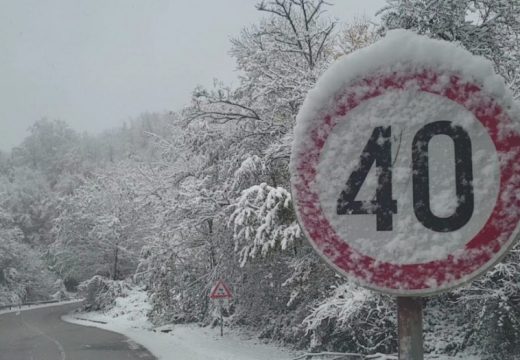 Saobraćaj otežan zbog snijega: Gužva na pojedinim graničnim prelazima sa Hrvatskom