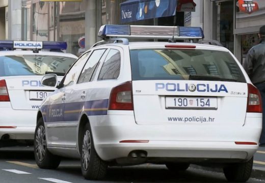 Tragedija u Hrvatskoj: Kamion pokosio tri djevojke na trotoaru, jedna poginula, drugoj se bore za život