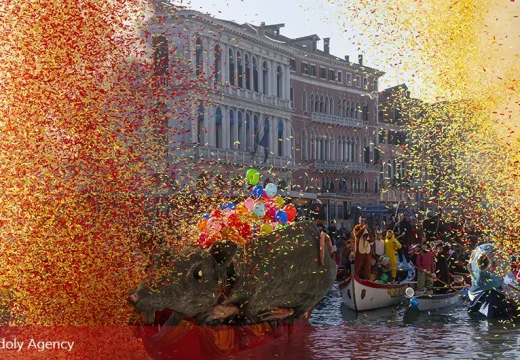 Karnevalske svečanosti: Počeo Venecijanski karneval, jedan od najekstravagantnijih