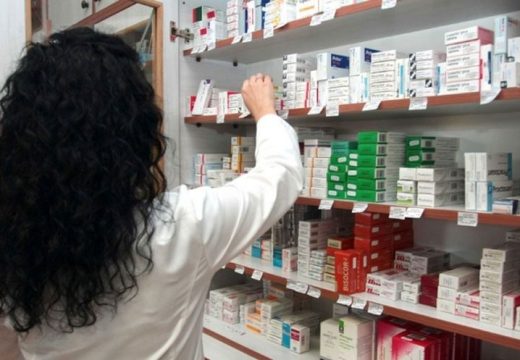 Pad IZIS sistema udario i apoteke: U domovima zdravlja Srpske i danas gužve