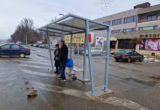 Bijeljina:  Nova autobuska stajališta u Janji i Dvorovima (Foto)
