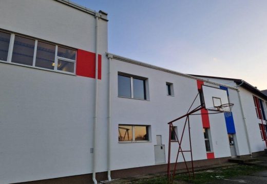 Batković: Grad Bijeljina i Karitas „utoplili“ još jednu školu