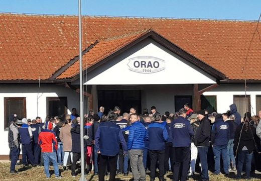 Bijeljina: Radnici “Orla” ponovo se bune, neće Savića (Video)