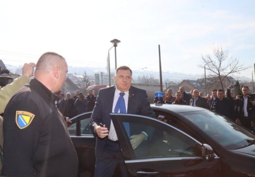 DODIK STIGAO U SUD BIH:  Predsjednik Srpske dočekan aplauzom (Video)