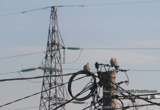 “Nema razloga za poskupljenje struje”: Luka Petrović najavio smanjenje izvoza i prihoda Elektroprivrede