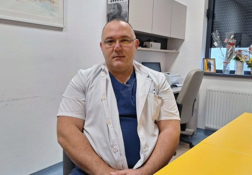 Specijalista ortopedije i traumatologije u Bolnici “Srbija”: Darovao joj krv pa je operisao