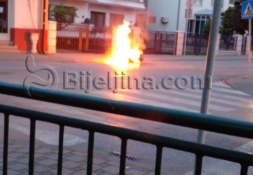 Bijeljina: U Galcu izgorio skuter