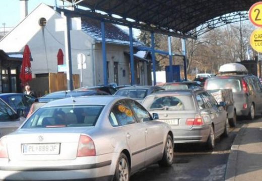 Gužva na izlazu iz BiH: Pojačana frekvencija vozila na devet graničnih prelaza