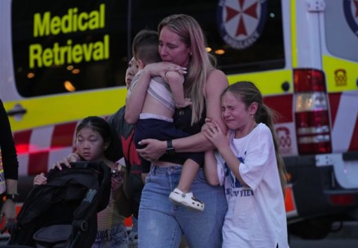 Napad nožem: Među ranjenima u Sidneju i beba!