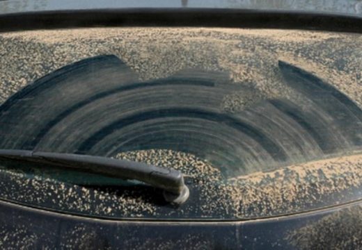 Uzaludan posao: Narednih dana ne perite auta zbog saharske prašine