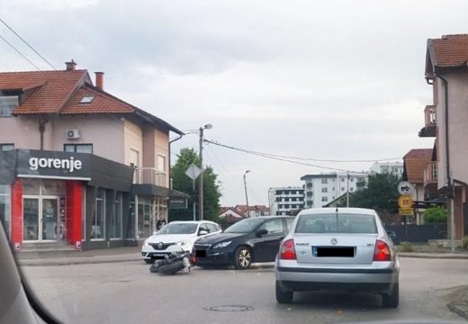 Bijeljina: Sudar vozila i motocikla