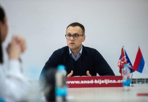 Izabrana i četiri potpredsjednika: Bojan Savić izabran za predsjednika GO SNSD Bijeljina