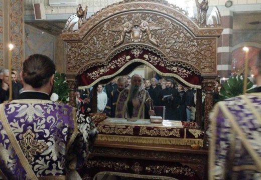Bijeljina: Episkop zvorničko-tuzlanski Fotije služio statije u hramu Svetog Đorđa