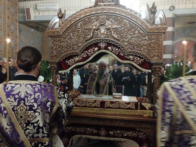 Bijeljina: Episkop zvorničko-tuzlanski Fotije služio statije u hramu Svetog Đorđa