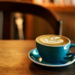 Kafa tokom ljetne sezone postala luksuz: Cijene na hrvatskom ostrvu vrtoglavo skočile