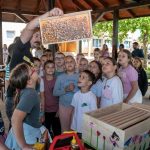 Svjetski dan pčela: Održan “MEDeni čas” u školi u Trnu