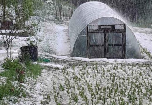 Sručile se velike količine kiše i leda: Nevrijeme pogodilo ovaj dio BiH (Video)