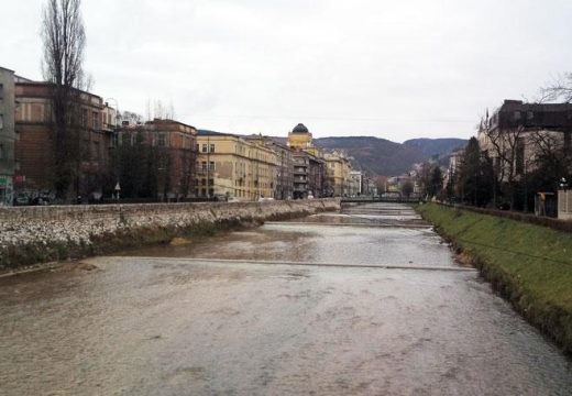 Sarajevo: Pronađeno tijelo žene u koritu Miljacke
