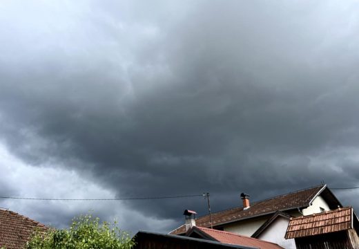 Meteorolozi upozoravaju: U ovaj dio BiH uskoro stiže nevrijeme (Foto)