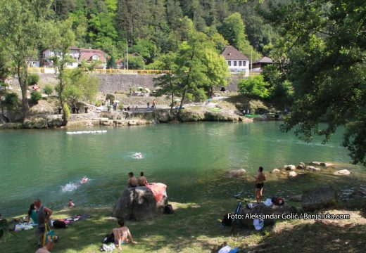 Kreću vrućine: Danas do 33 stepena, popodne moguća prolazna kiša