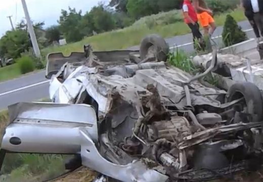 Policija: Oglasila se policija o stravičnoj nesreći na putu Prijedor-Banjaluka